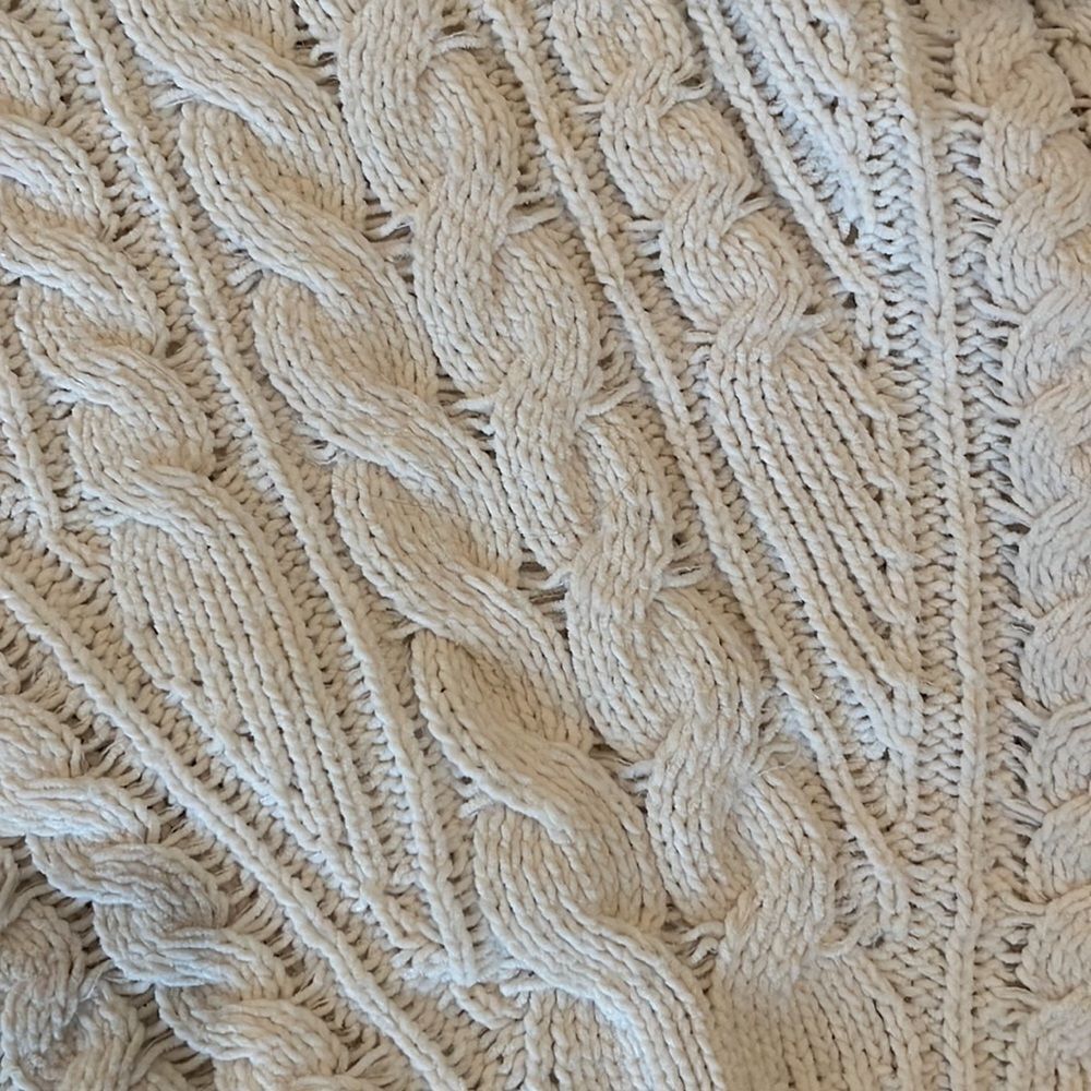 Universal Thread Cream Cable Knit Sweater XS - Picture 5 of 5